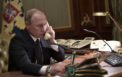 Трамп позвонил Путину и предложил помощь в тушении пожаров